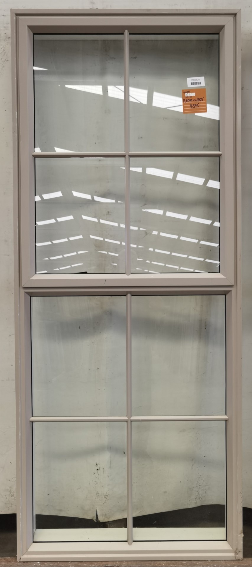 Bronco aluminium single colonial awning window