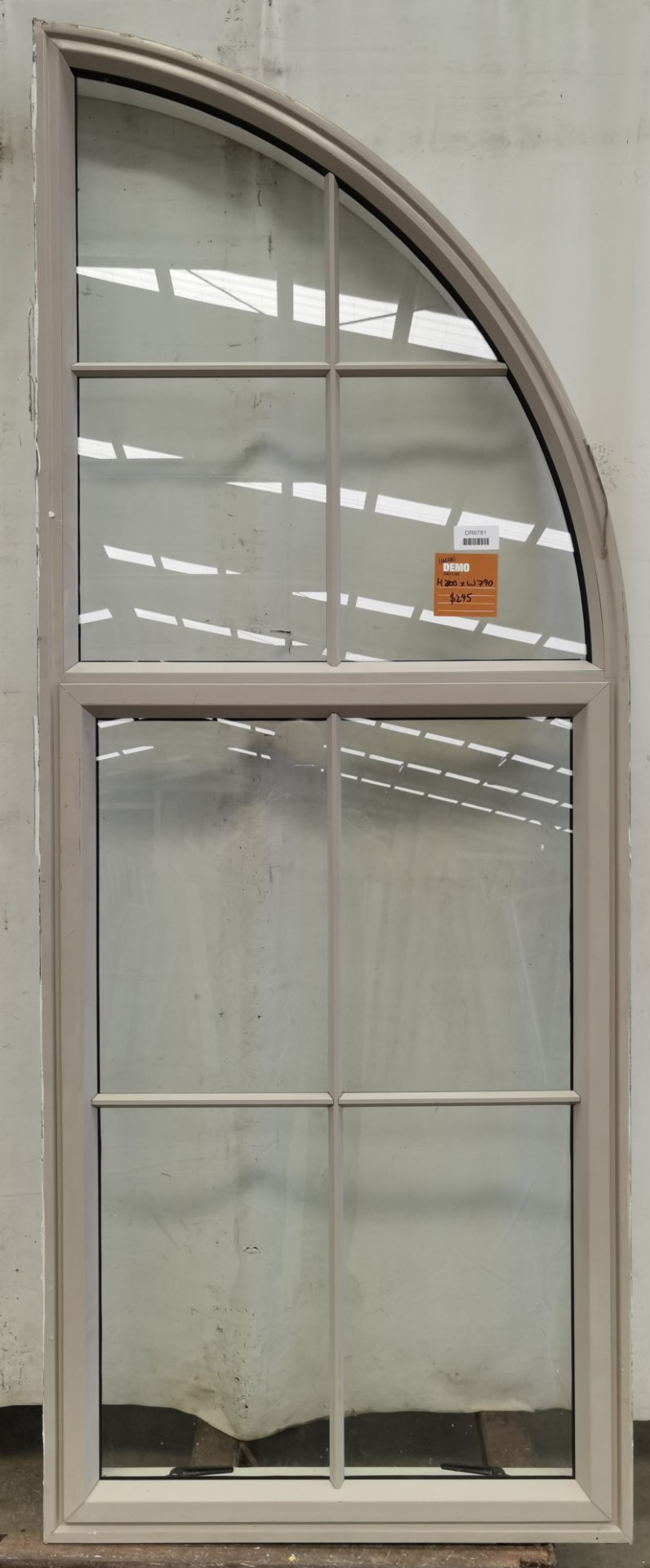 Bronco aluminium single colonial quadrant awning window