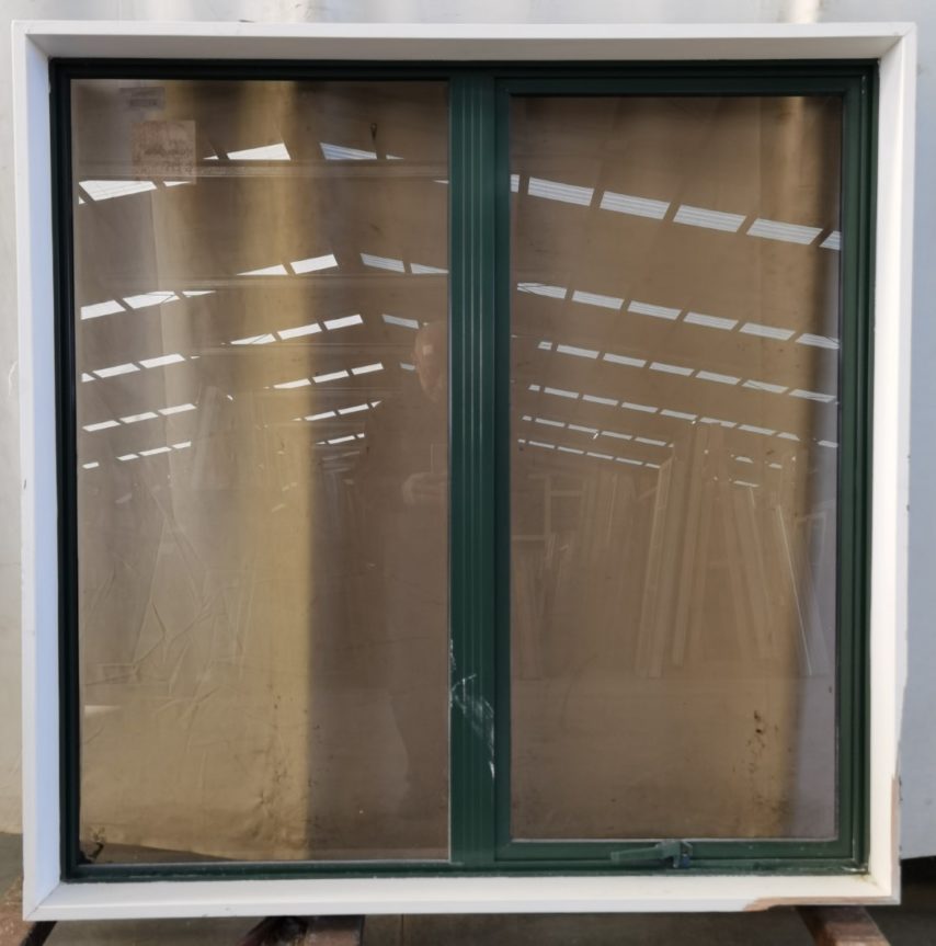 green aluminium single awning window