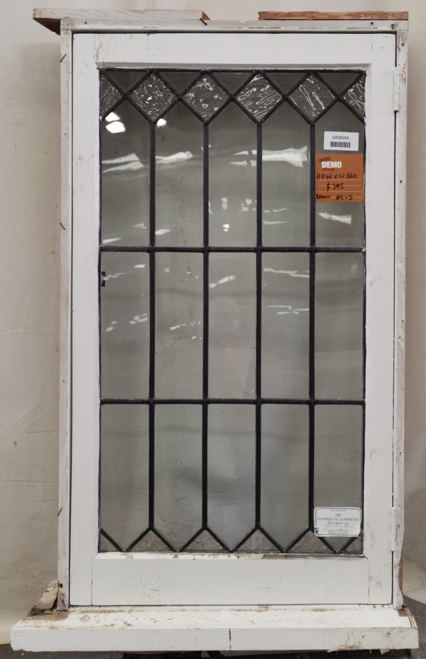 Wooden single casement leadlight window