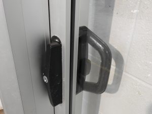 Silver Aluminium Stacker Sliding Door with Awning Window