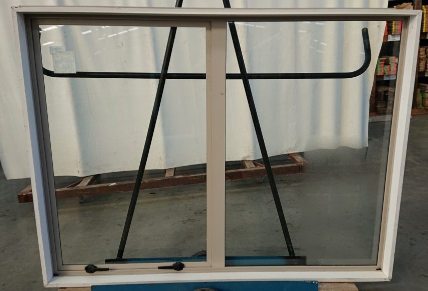 Bronco Aluminium single awning window