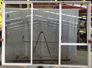 White aluminium sliding door