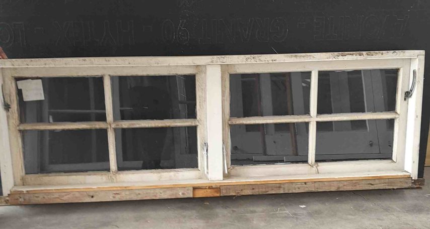 Wooden colonial twin awning window