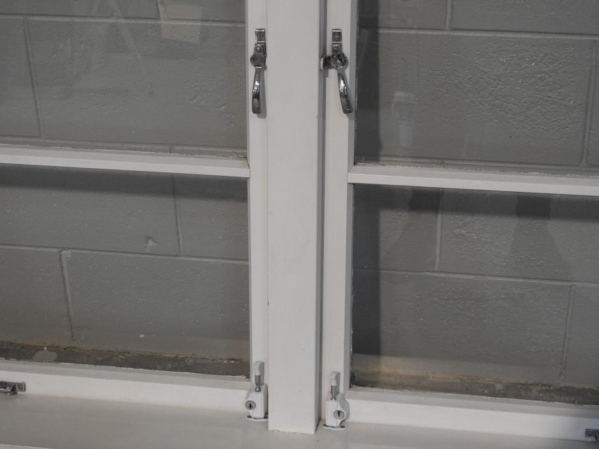 Wooden Casement Window With 3 Light Sashes