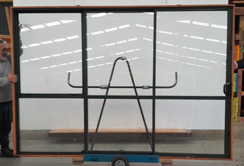 Karaka green aluminium stacker slider