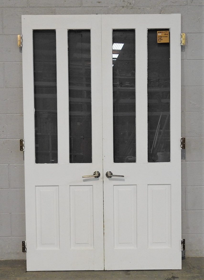 Pair Of Wooden Villa Style Internal Double Doors With Glass
