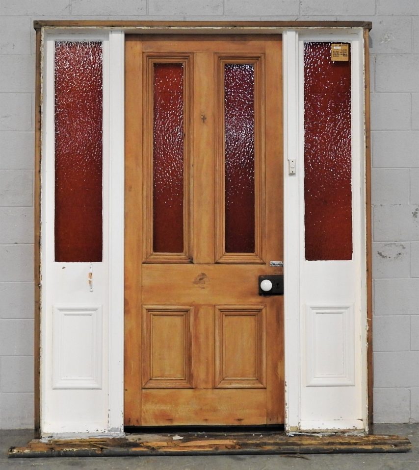 Villa Wooden Entrance Door with Sidelights