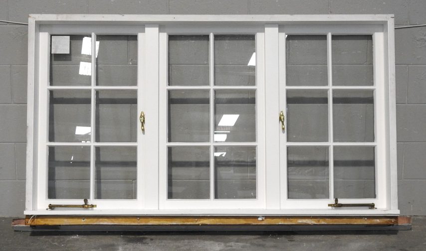 Colonial Style Wooden Casement Landscape Window