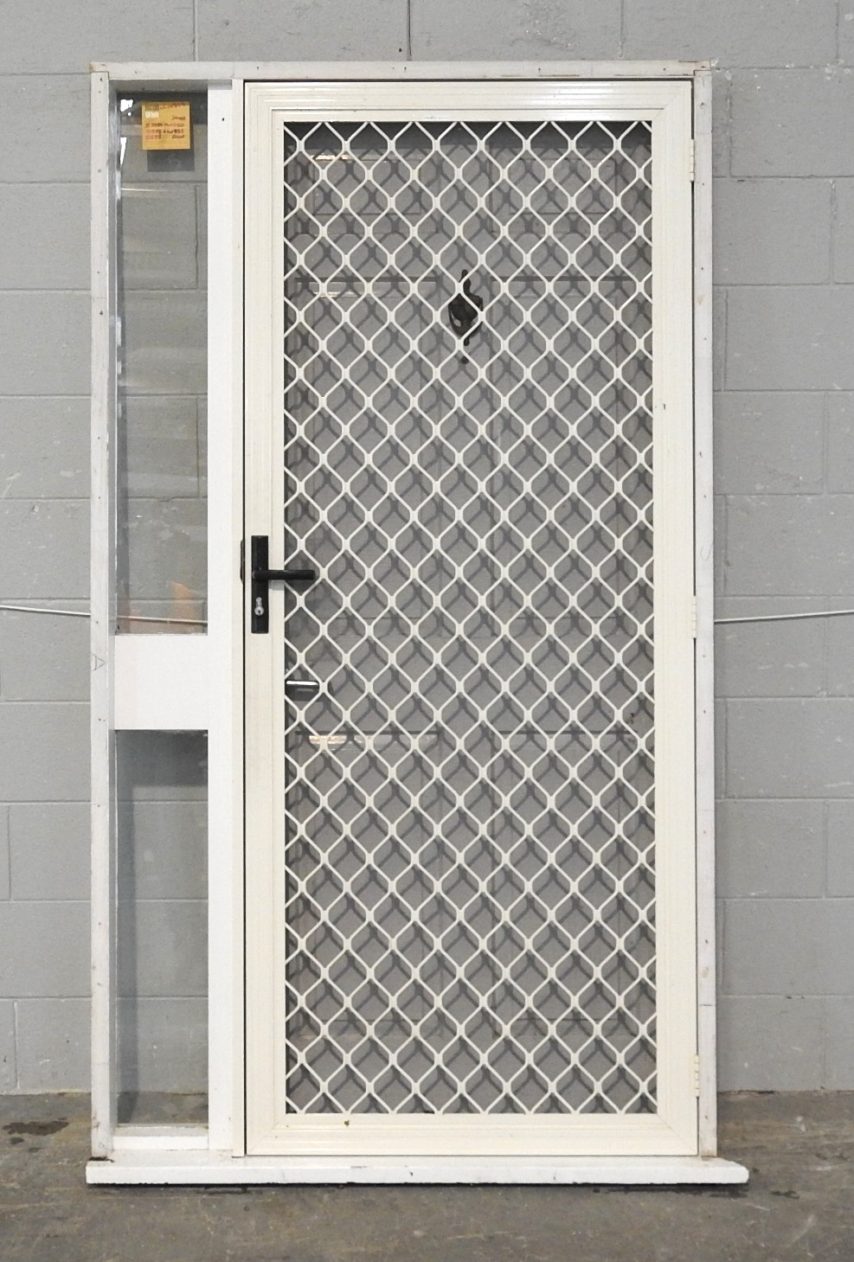 Off White Aluminium Frame With Wooden Door With Sidelight