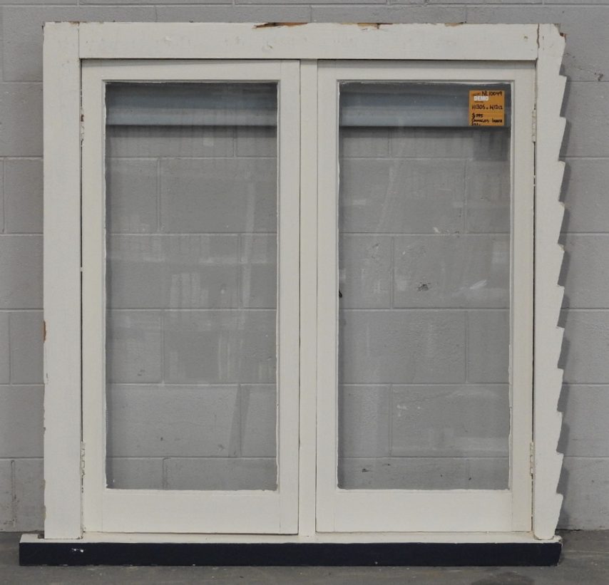 Wooden casement window - two opening side hung sashes