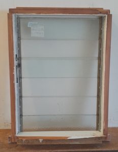 Wooden 6 louver window