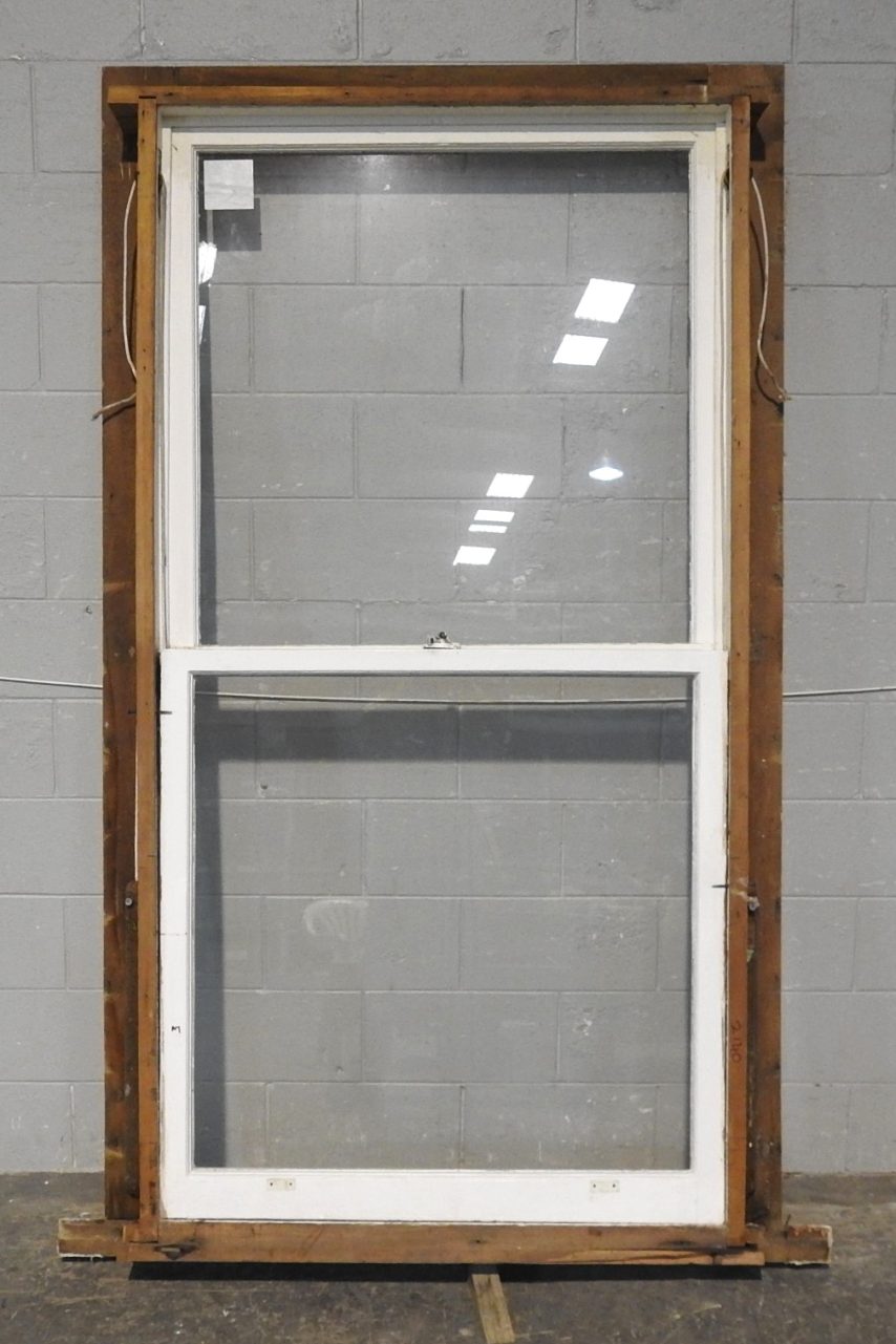 Villa Wooden Double-Hung Window