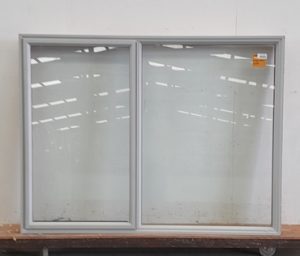 Silver pearl aluminium single awning window