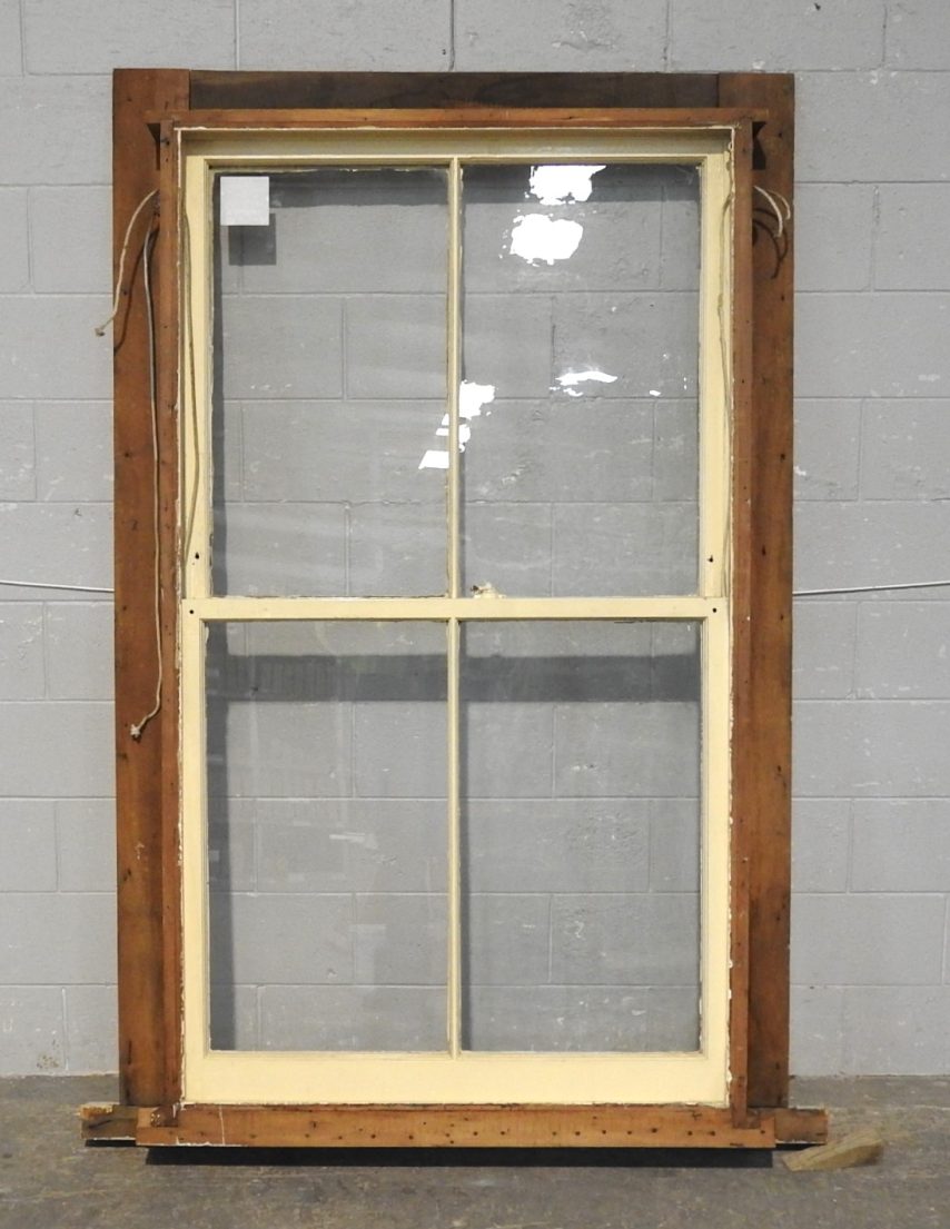 Villa Wooden Double-Hung Window