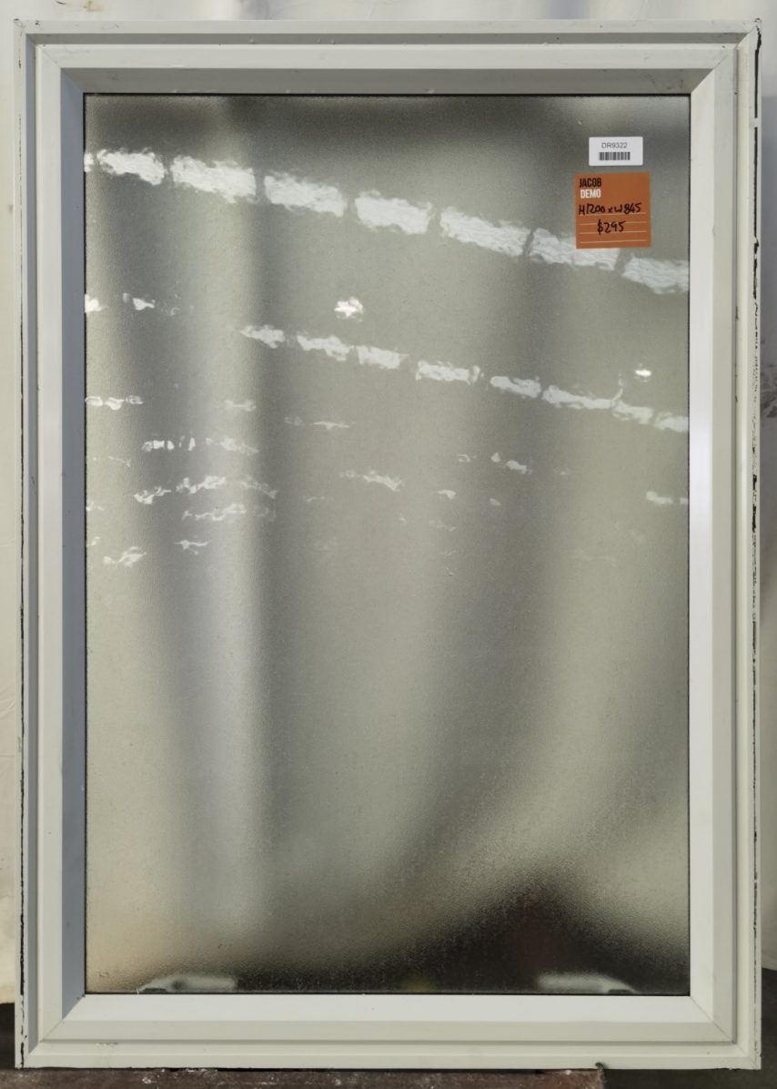 Titania aluminium single awning window