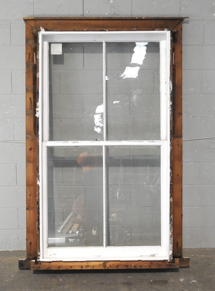 Villa Wooden Double-Hung Window