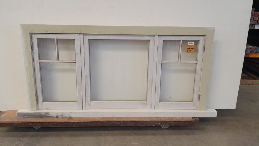 Wooden twin casement casement window