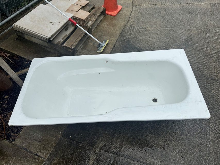 Brand new White Metal Bath Tubs