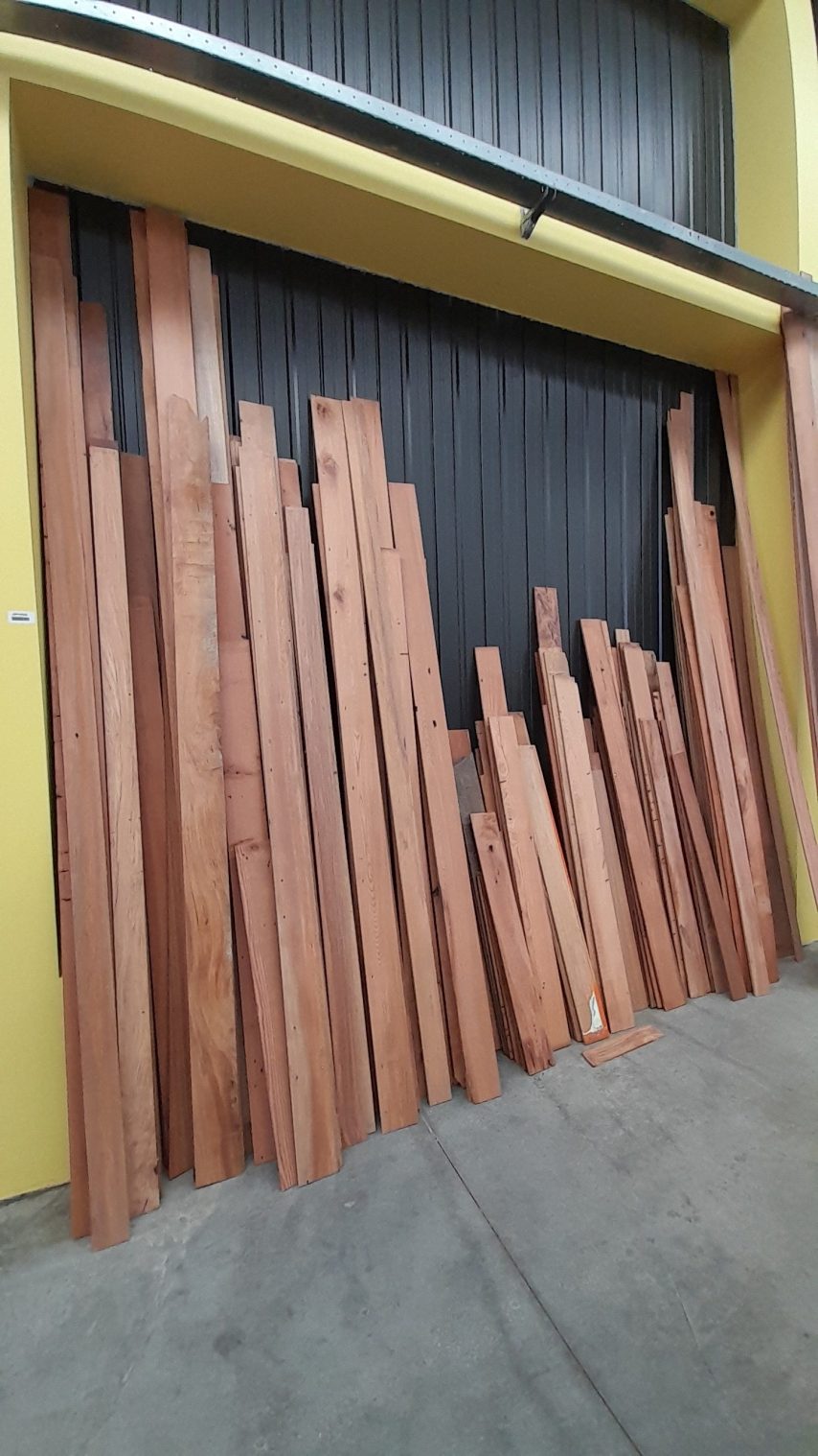 Rimu wooden panels