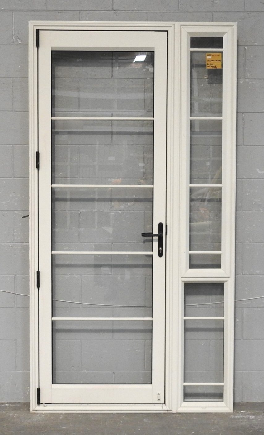 Off White Aluminium Door With Sidelight