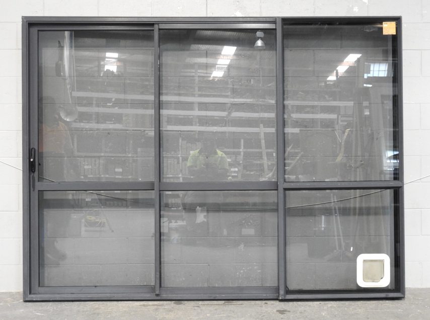 New Denim Blue Aluminium Stacker Sliding Door > L to R