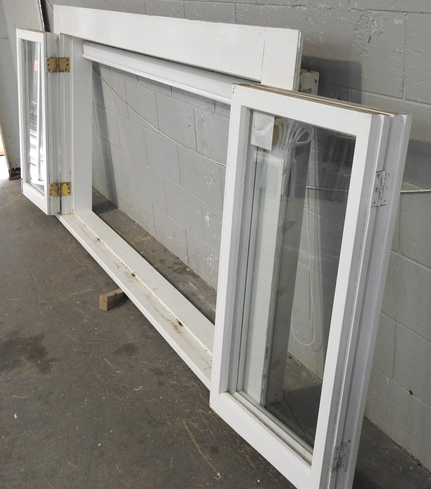 Wooden Bi-Folding Windows - Cantilever Type