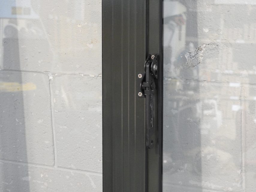 Karaka Green Aluminium Casement Window