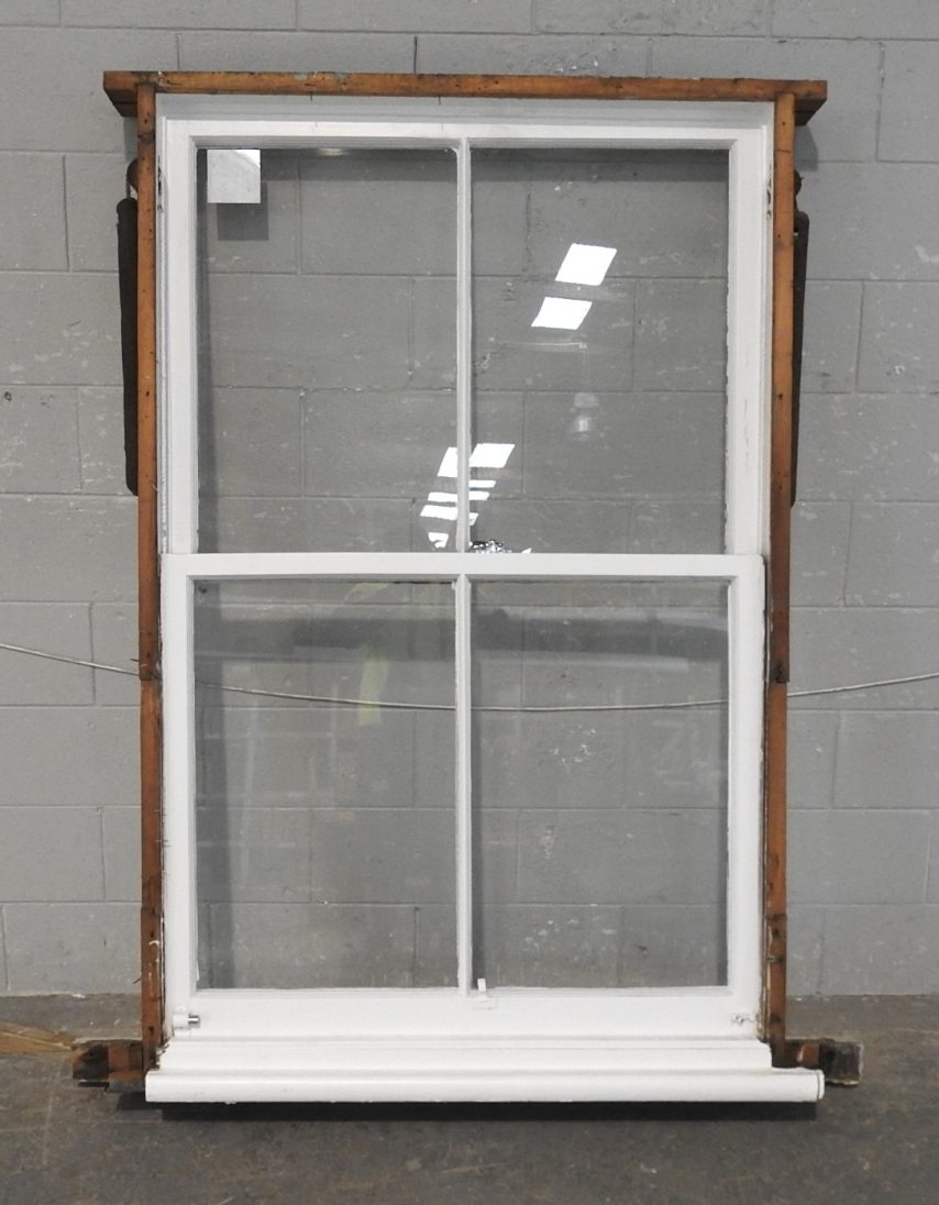 Villa Wooden Double-Hung Window