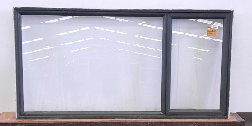 Karaka green aluminium awning window