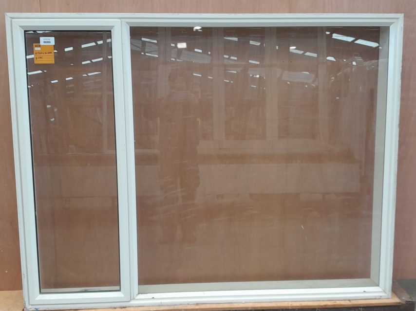 Off white aluminium single awning window