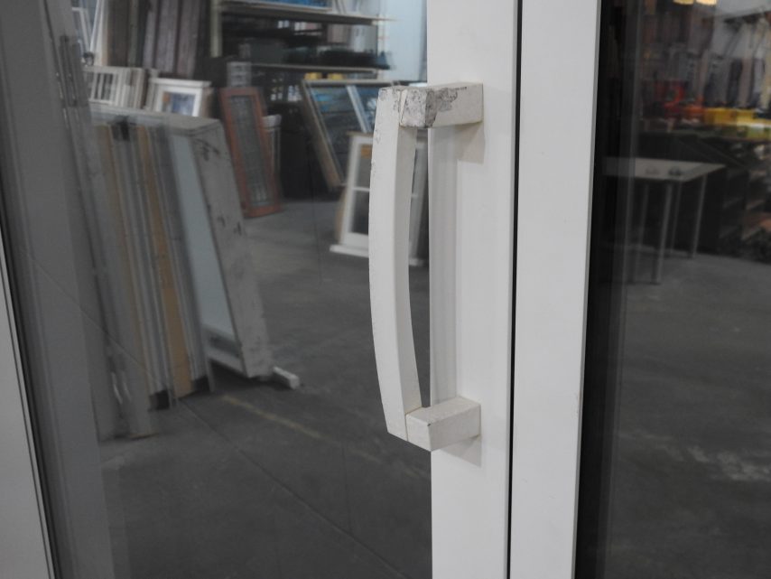 White Aluminium Double Sliding Doors - Double Glazed