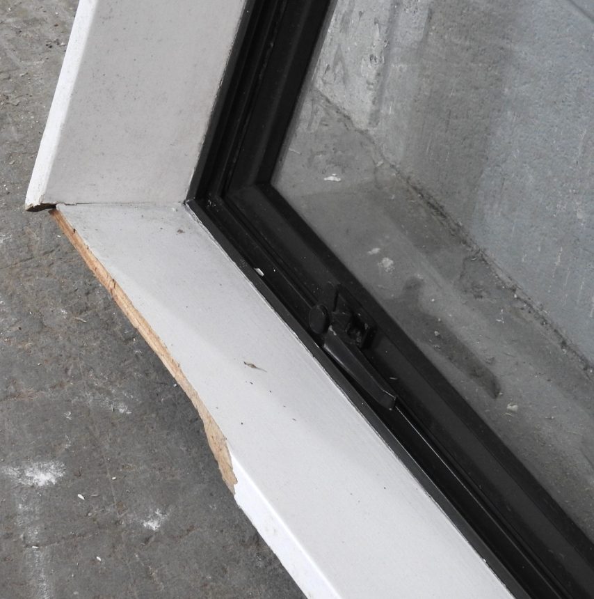 Karaka Green Aluminium Single Awning Window