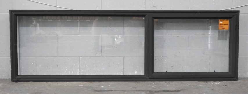 Karaka Green Aluminium Single Awning Window
