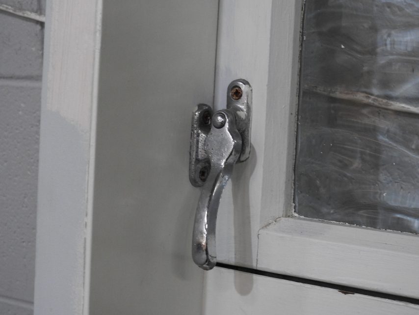 Wooden Single Awning Window with Obscure