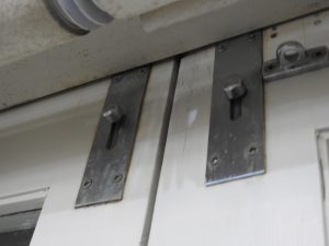 Wooden Bi-Fold Doors - Cantilever Type