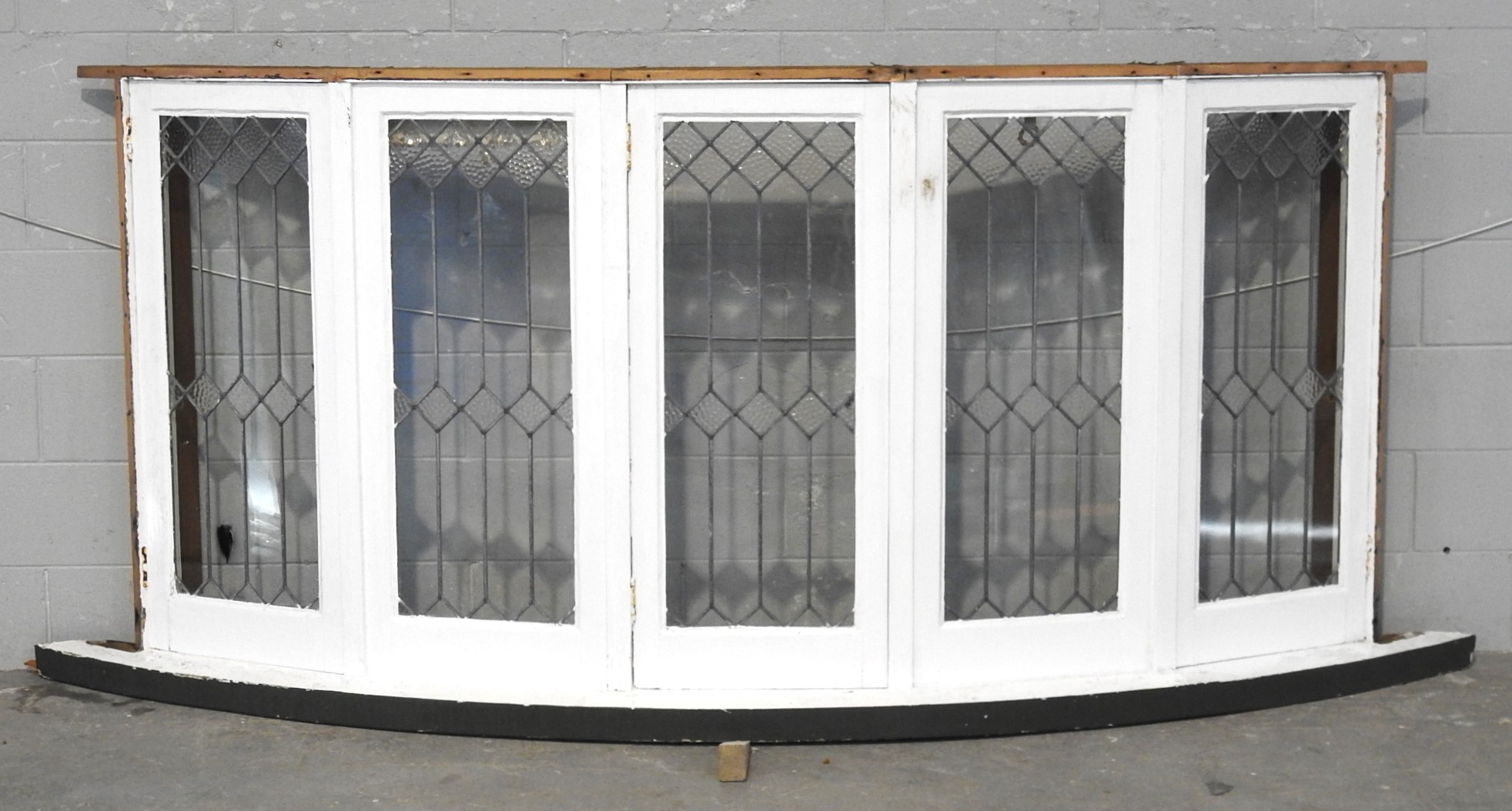 Bungalow Wooden Casement Leadlight Bay Window
