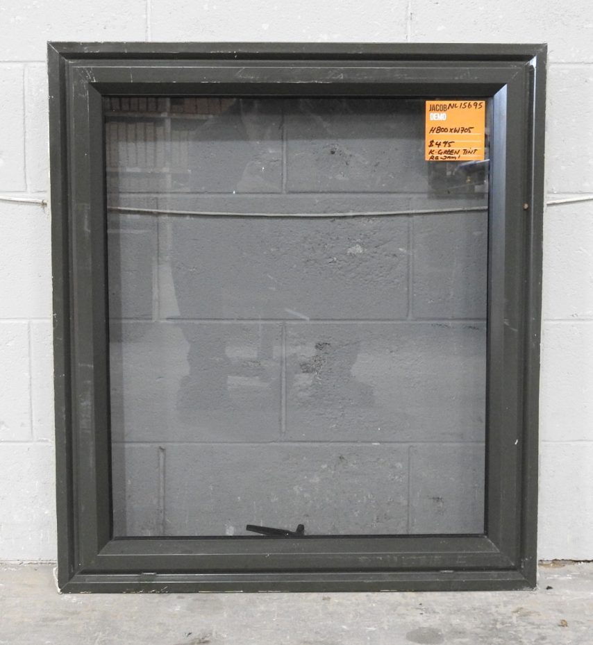 Karaka Green Aluminium Awning Window
