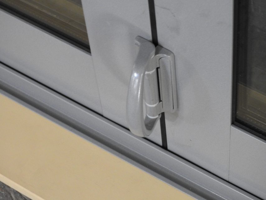 Silver Pearl Aluminium Bi-Fold Window - Unused