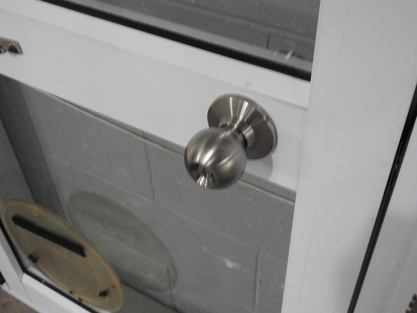 White Aluminium Door With Awning Window
