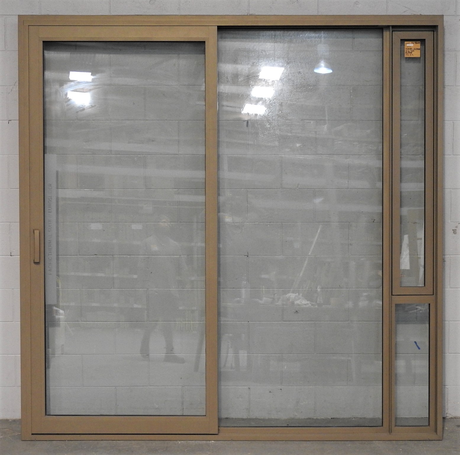 golden touch Aluminium double glazed sliding door - as new