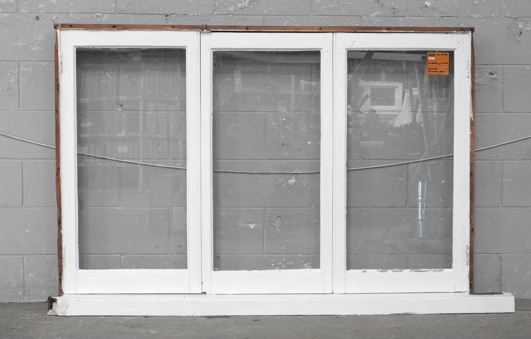 Bungalow Wooden Bi-Fold / Casement Window