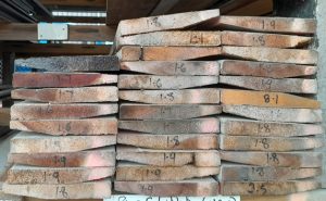 Rimu bevelback weatherboards/ Architraves