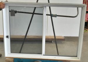 White aluminium sliding Window