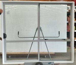 Silver pearl aluminium sliding door