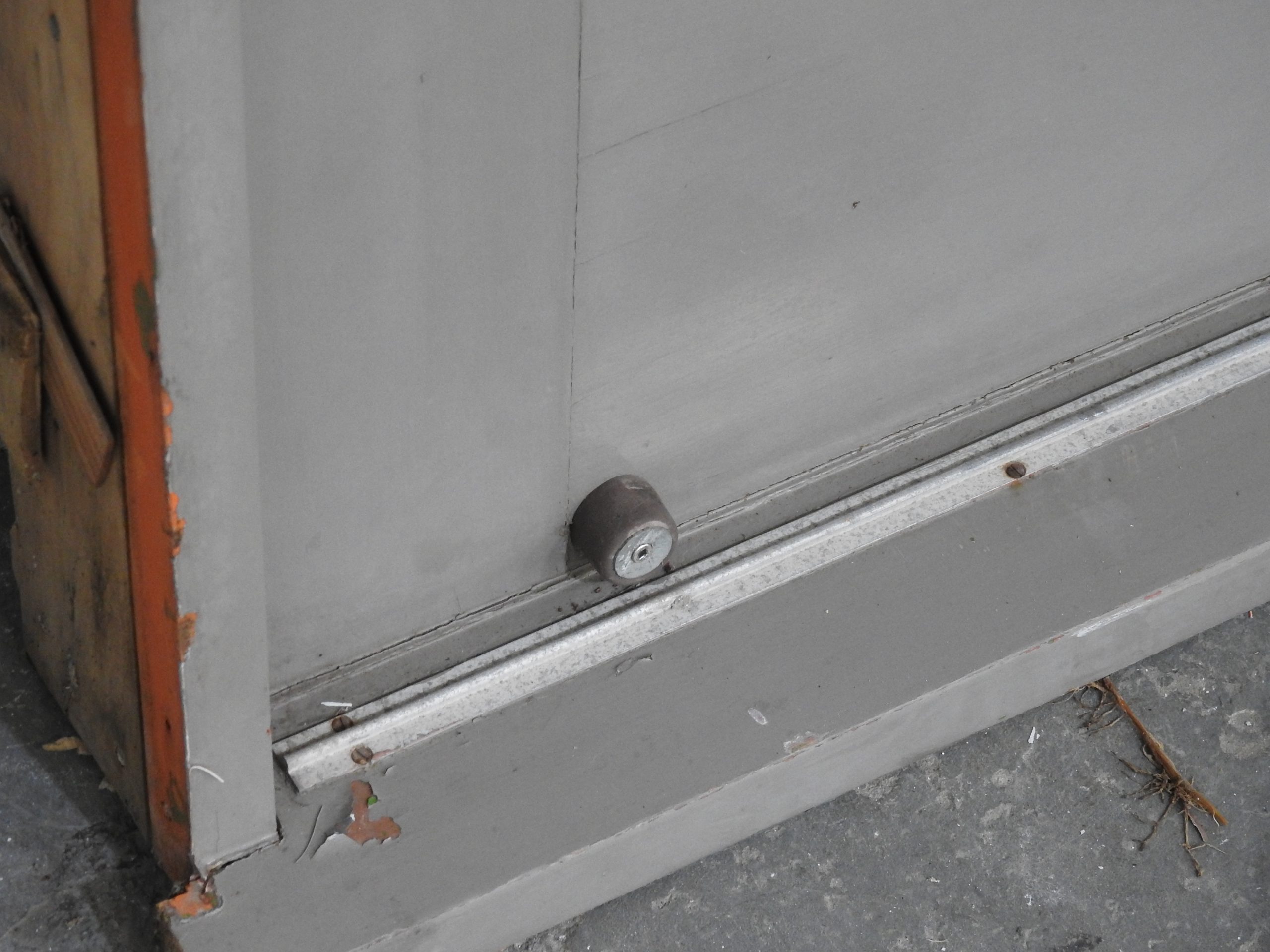 Large Wooden Sliding Door - Opens From Right To Left