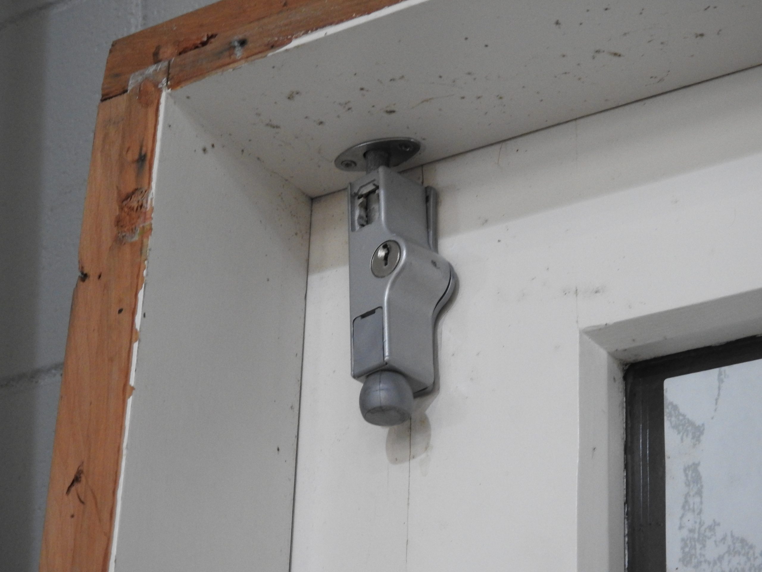 Large Wooden Sliding Door - Opens From Right To Left