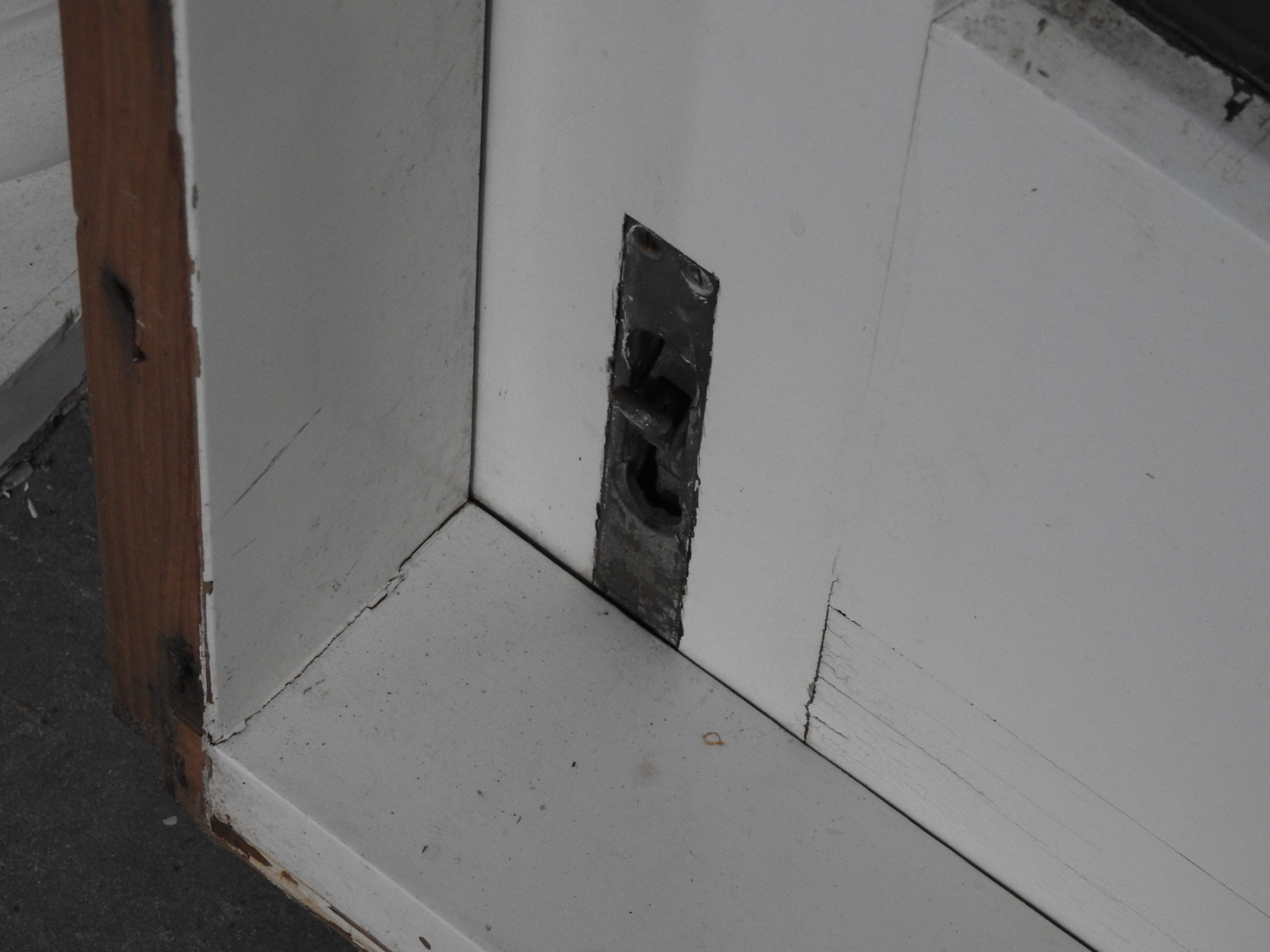 Large Wooden Sliding Door - Opens From Right To Left