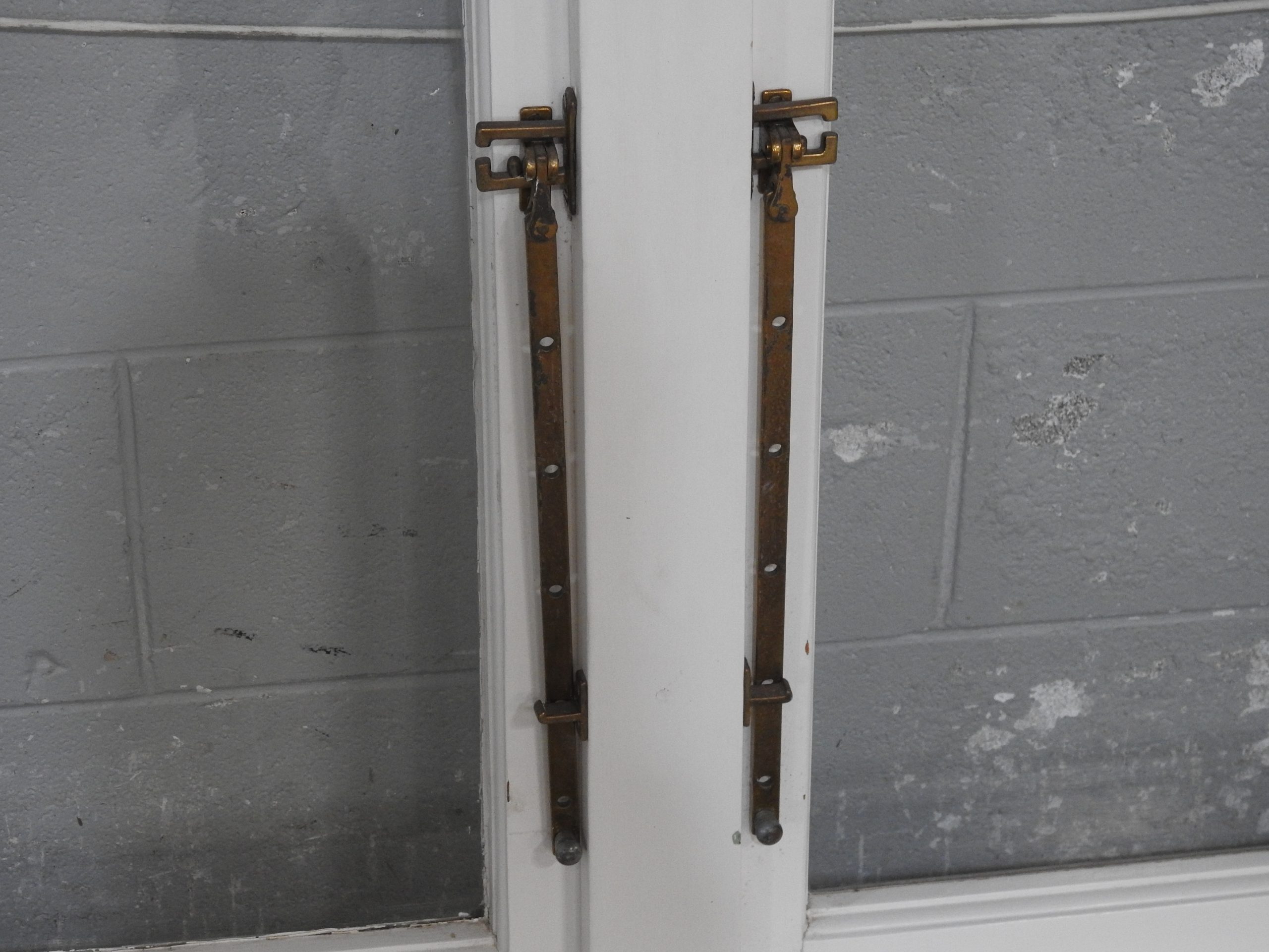 Bungalow Wooden Casement Window