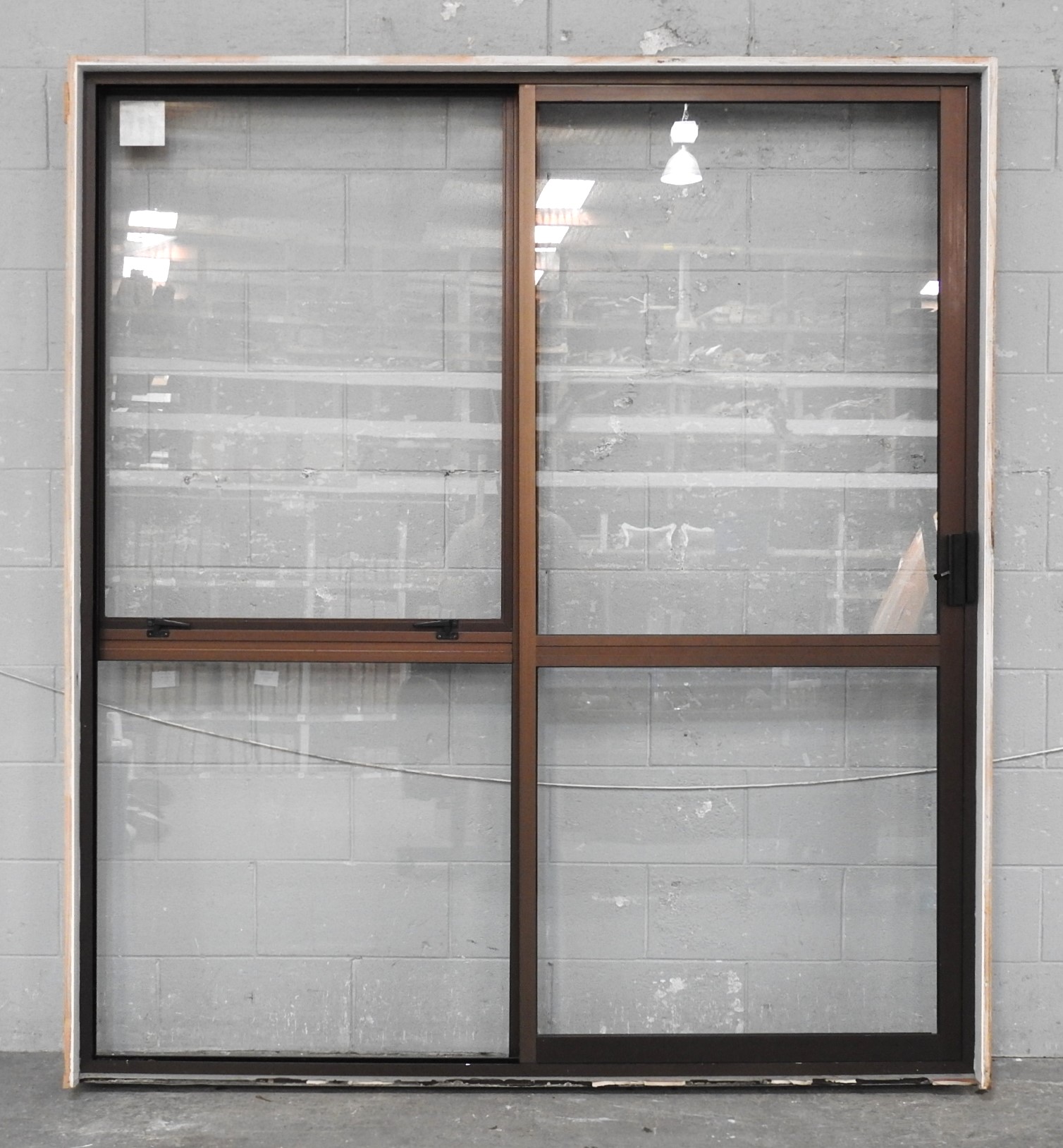 Bronze Aluminium Sliding Door With Two Awning Windows